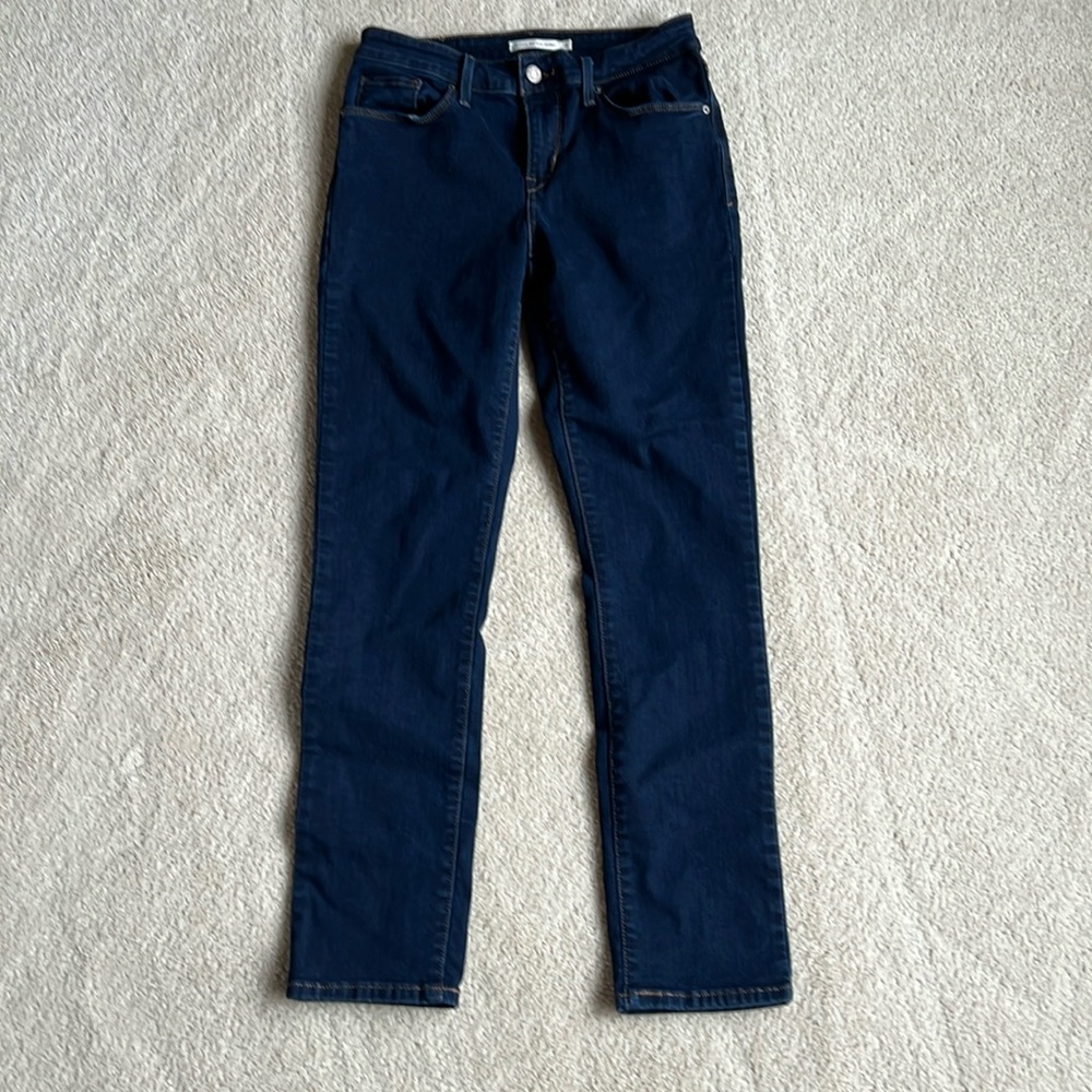 Levi’s Classic Mid rise Skinny Jean